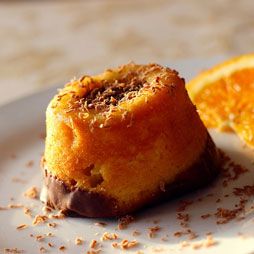 Fresh cakes at Somu’s Kitchen – best restaurant for desserts